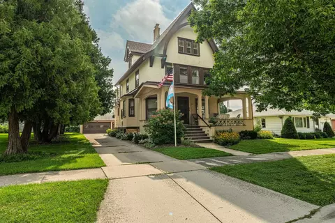 714 21st Ave, Monroe, WI 53566