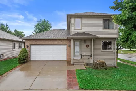 562 Lexington Dr, Oregon, WI 53575