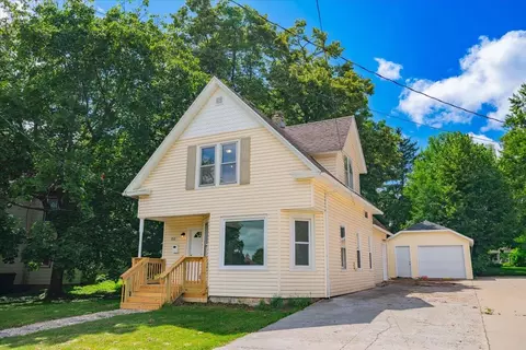 152 Union St, Sun Prairie, WI 53590