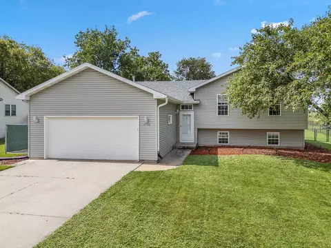 7793 Clinton Rd, Deforest, WI 53532
