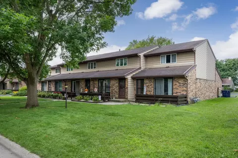1505 Holly Dr, Janesville, WI 53546