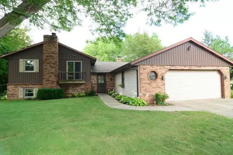 4757 E Oakview Dr, Milton, WI 53563