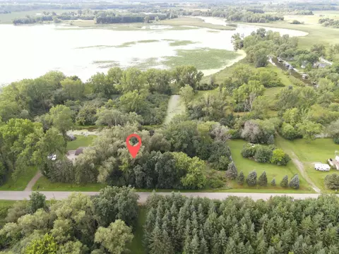 Rivermoor Road, Omro, WI 54963