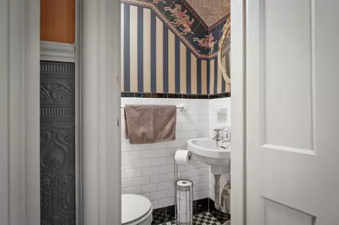 Bath - 752 E Gorham St, Madison, WI 53703 photo 7 of 7