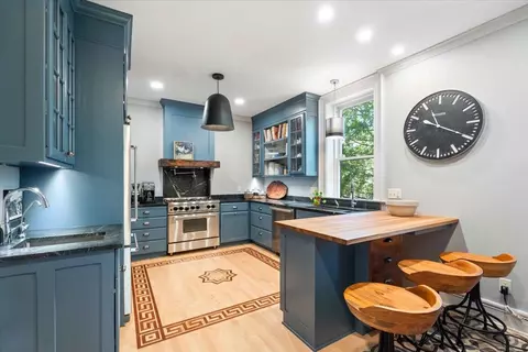 Kitchen - 752 E Gorham St, Madison, WI 53703 photo 5 of 5
