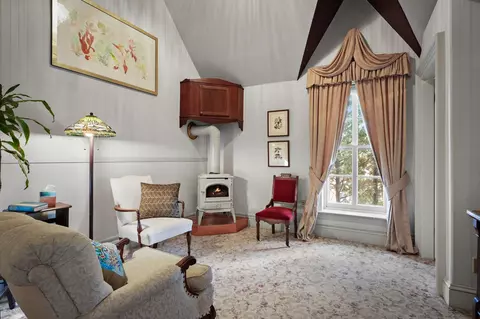 Living - 752 E Gorham St, Madison, WI 53703 photo 10 of 11
