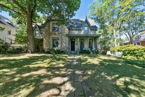 Exterior - 752 E Gorham St, Madison, WI 53703 photo 13 of 15