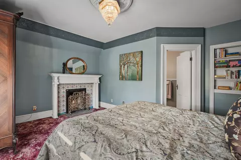 Bedroom - 752 E Gorham St, Madison, WI 53703 photo 5 of 7