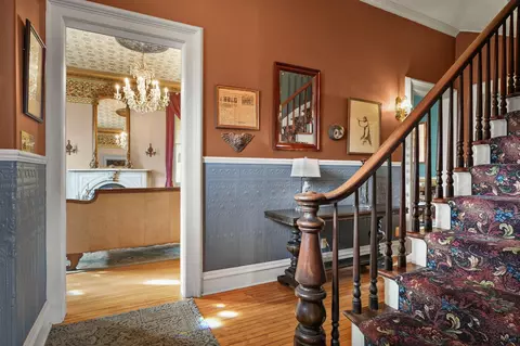 Entry Way - 752 E Gorham St, Madison, WI 53703 photo 1 of 9