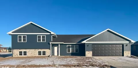 118 Windmill Ridge Rd, Evansville, WI 53536