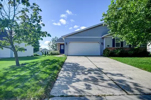 2301 Buckingham Rd, Stoughton, WI 53589