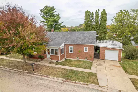 512 4th Ave, New Glarus, WI 53574