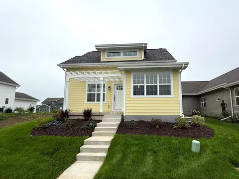 209 Lillehammer Ln, Mount Horeb, WI 53572