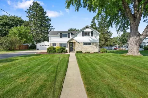 730 Hamilton St, Columbus, WI 53925