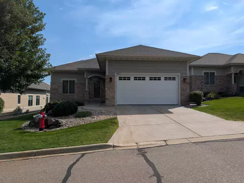 9011 Royal Oaks Cir, Verona, WI 53593