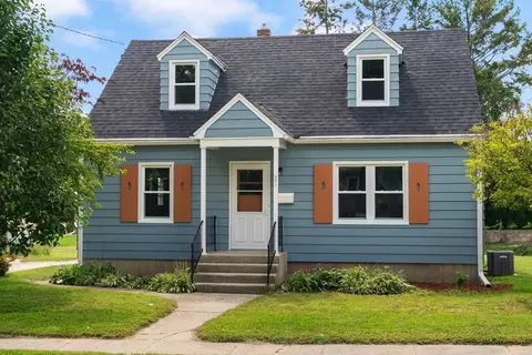 901 Van Buren St, Fort Atkinson, WI 53538