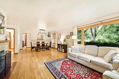 4301 Nakoma Rd, Madison, WI 53711