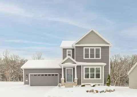 5927 Woodbine Dr, Madison, WI 53718