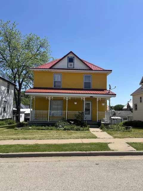 107 N West St, Norwalk, WI 54648