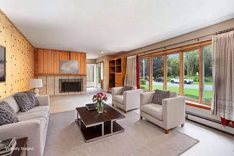 4721 Femrite Dr, Madison, WI 53716