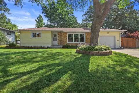 909 Taft St, Sun Prairie, WI 53590