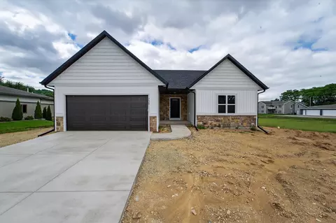 708 Reeve Rd, Mazomanie, WI 53560