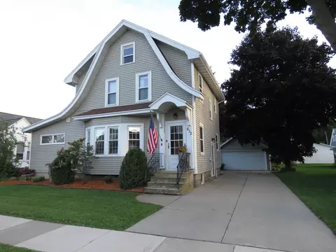 613 Park St, Waupun, WI 53963
