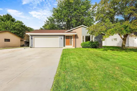 1603 Ontario Dr, Janesville, WI 53545