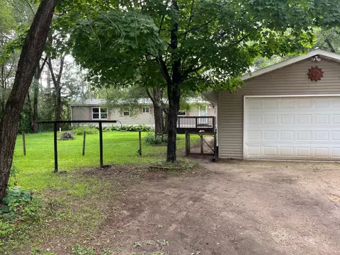 18625 S 3rd St, Muscoda, WI 53573