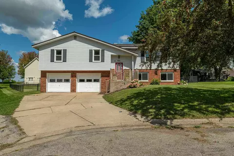 901 3rd St, Monroe, WI 53566