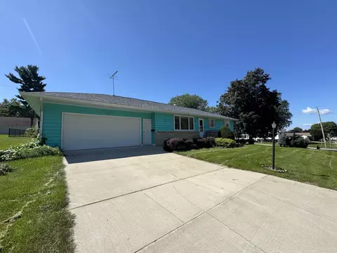 1006 22nd St, Monroe, WI 53566