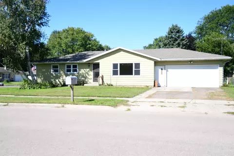 315 N Perry Pkwy, Oregon, WI 53575