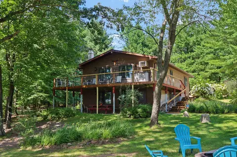 421 Fur Ct, Wisconsin Dells, WI 53965