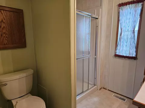 Bath - 108 Vandervort St, Tomah, WI 54660 photo 2 of 2
