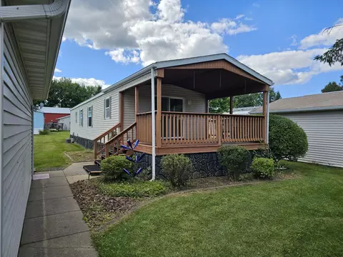 108 Vandervort St, Tomah, WI 54660