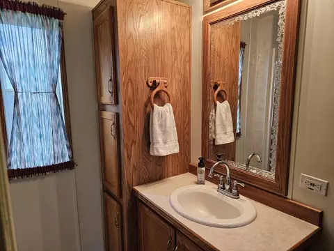 Bath - 108 Vandervort St, Tomah, WI 54660 photo 1 of 2