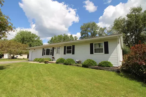 1325 N Page St, Stoughton, WI 53589