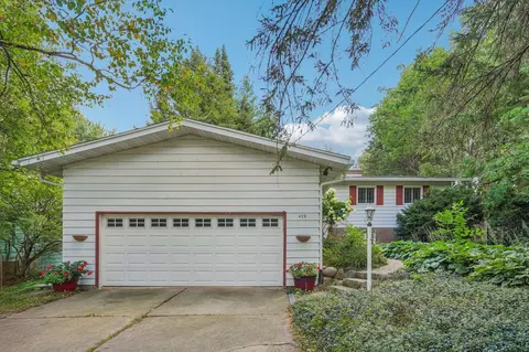 479 Agnes Dr, Madison, WI 53711