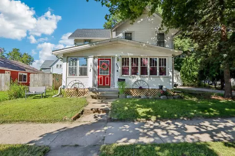 332 Cherry St, Janesville, WI 53548