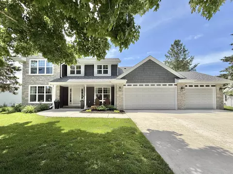 2324 Boulder Ln, Beloit, WI 53511