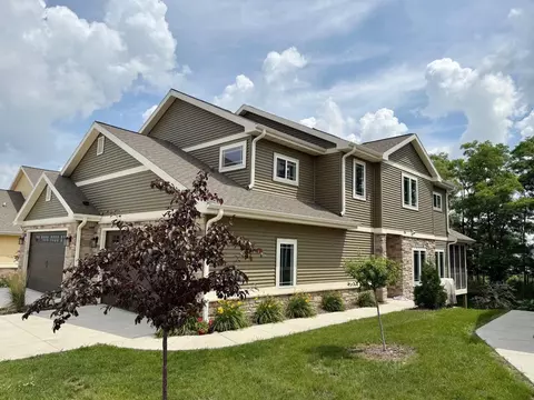 6672 Church Hill Ct, Deforest, WI 53532