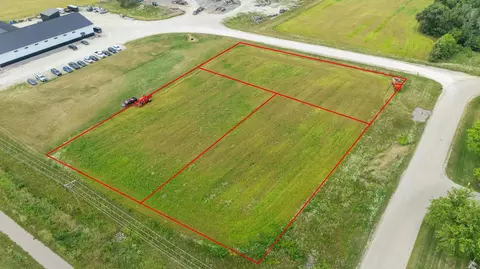 L1 Kdr Court, Green Lake, WI 54941