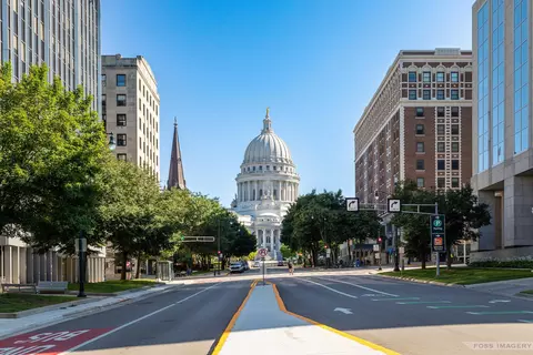 309 W Washington Ave #209, Madison, WI 53703