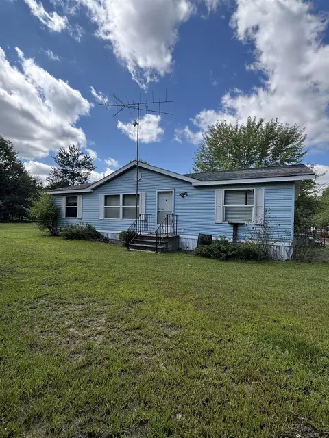 1629 Apache Ave, Nekoosa, WI 54457