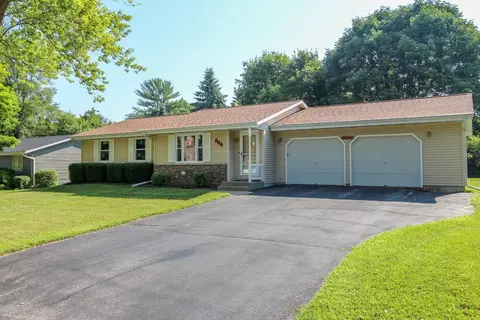 844 Mary Ct, Jefferson, WI 53549