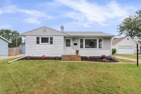 4510 Turquoise Ln, Madison, WI 53714