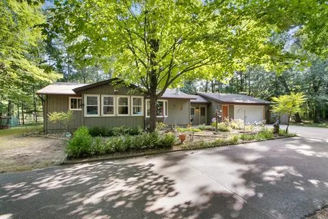 3391 8th Ave, Wisconsin Dells, WI 53965