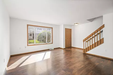 6923 Raymond Rd, Madison, WI 53719