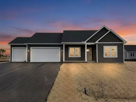 1815 E Kyle Cir, Beloit, WI 53511