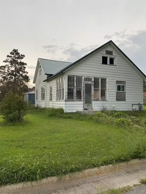 601 Nevada St, Boscobel, WI 53805